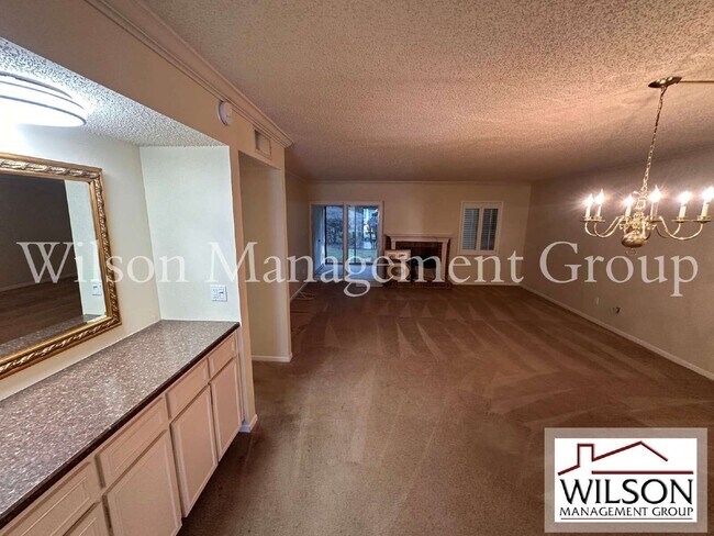 Building Photo - 17 Escondido Cir