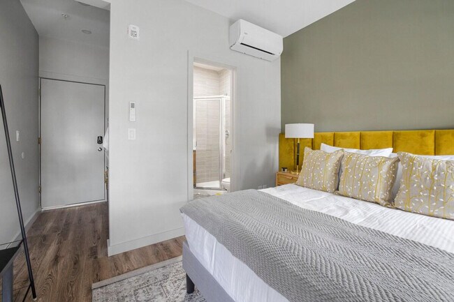 Building Photo - 73 Cottage St