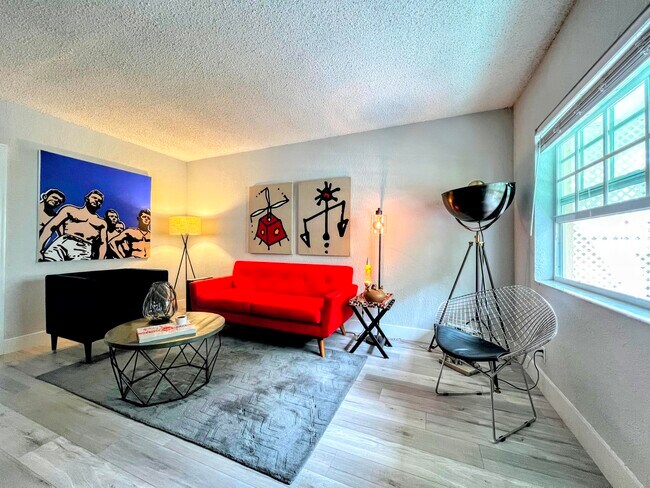 Building Photo - 2660 NE 8th Ave