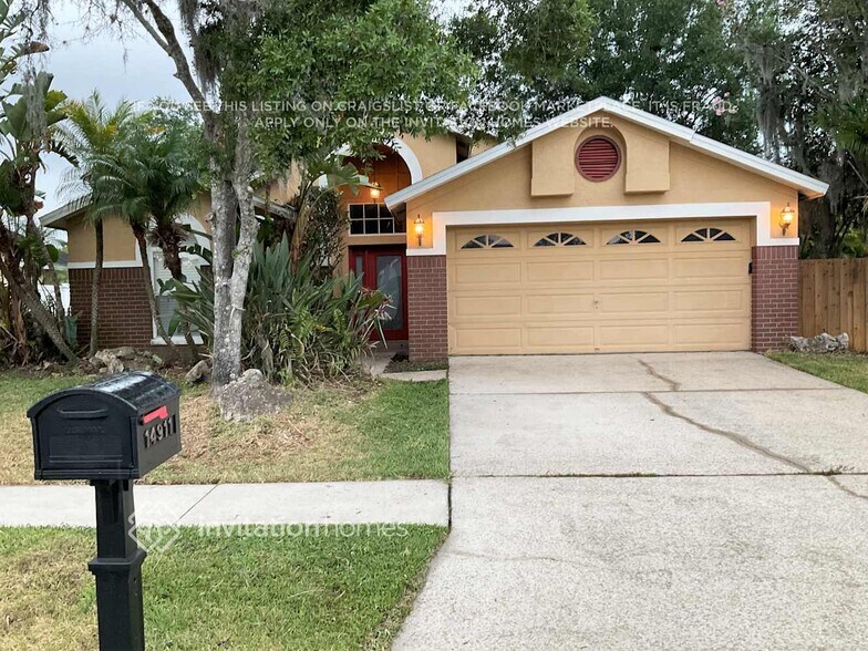 Primary Photo - 14911 Rocky Ledge Dr