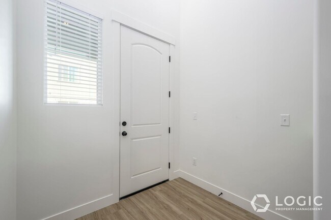 Building Photo - Brand New Townhome in Lehi Utah!