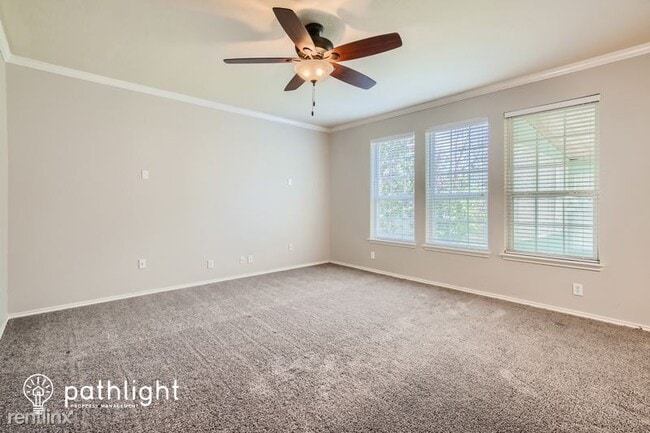 Building Photo - 3 br, 2.5 bath House - 105 Fazio Dr UNIT