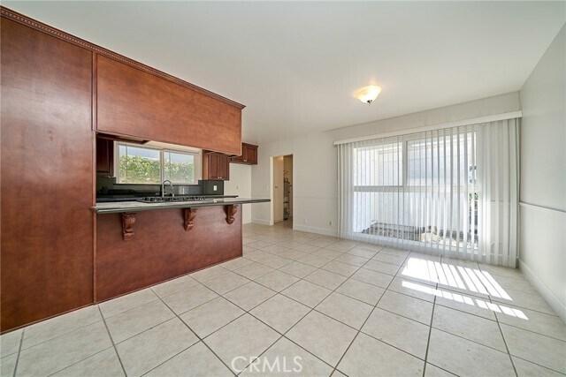 Building Photo - 27916 Alvarez Dr