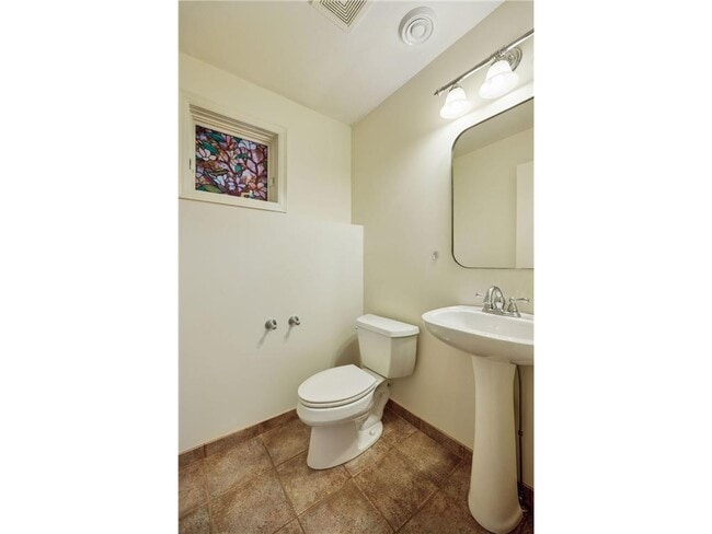 Building Photo - 4016 Kipling Ave