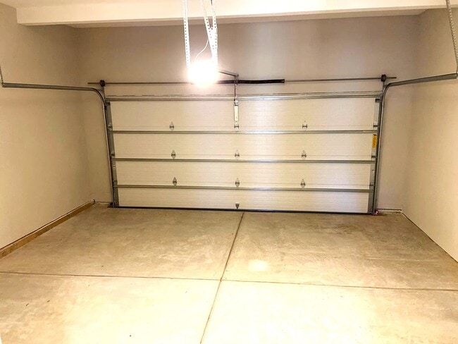 Building Photo - 1377 Elderwood Way