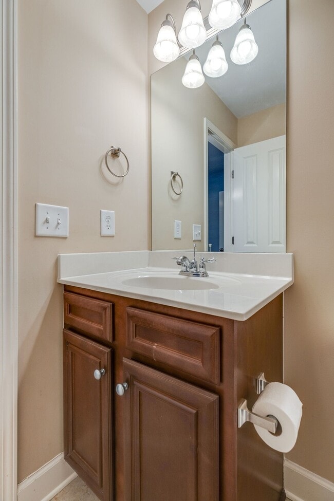 Building Photo - 4713 Brighton Village Dr