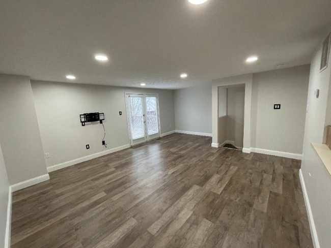 Building Photo - 8308 Silver Trumpet Dr