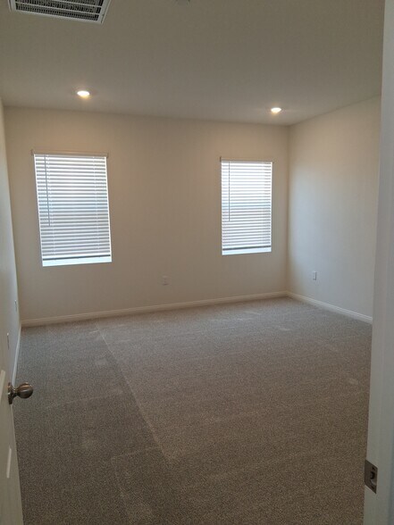 Primary Retreat - 30570 Greenfield Dr