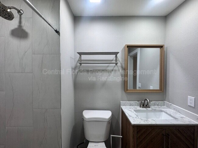 Building Photo - 13903 Timberland Dr