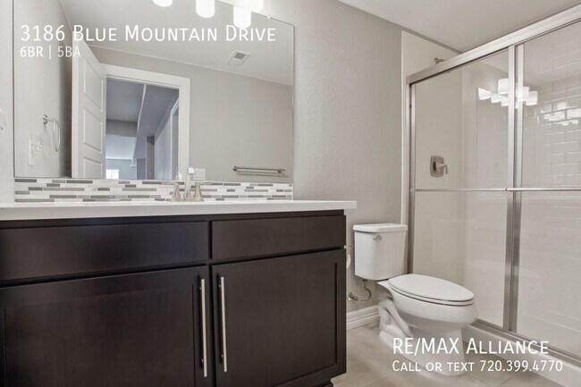 Building Photo - 3186 Blue Mountain Dr