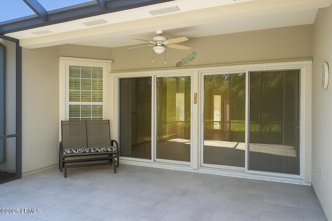 Building Photo - 10 Nightingale Ln