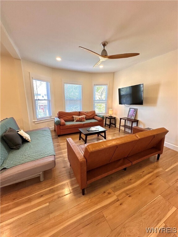 Primary Photo - 408 Hoyt St