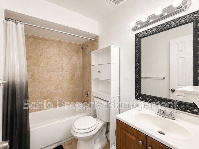 Building Photo - 5214 Via Hacienda Cir