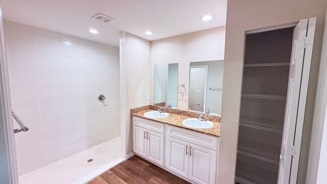 Building Photo - Lovely  3 Bedroom, 2 Bathroom Home in Ocala!!!