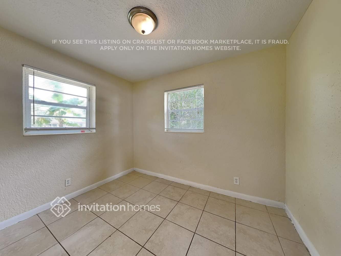 Building Photo - 5491 SW 6th St