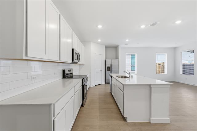 Building Photo - 4916 Ascot Way