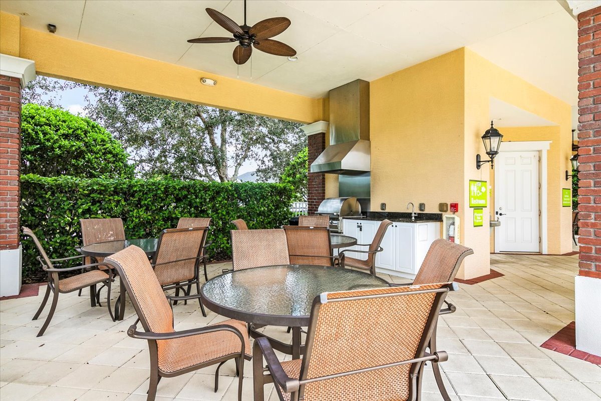 Building Photo - 12109 Whisper Lake Dr