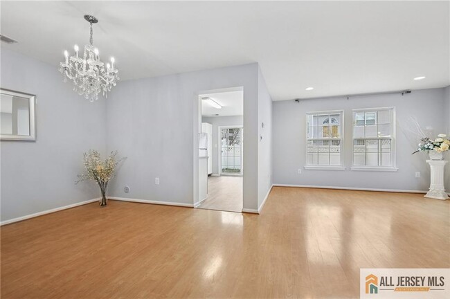 Building Photo - 103 Berkshire Dr