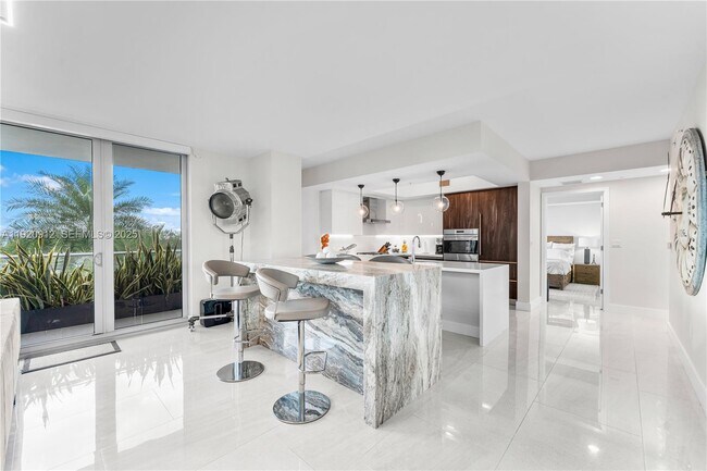 Building Photo - 1180 N Federal Hwy