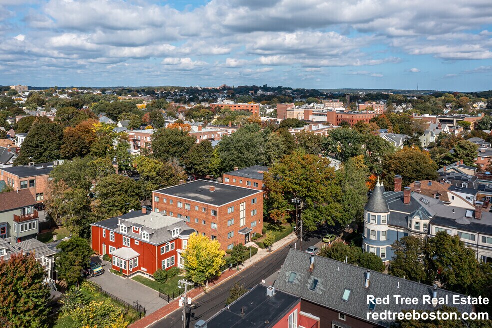 Building Photo - 9 Chester St