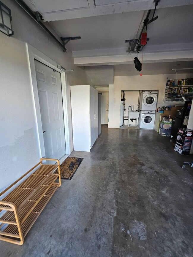 Building Photo - Upgraded 1 bedroom in Makawao.