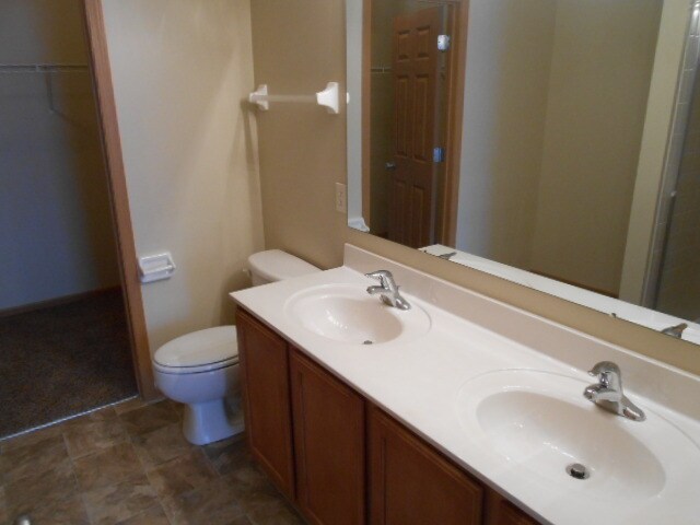 Building Photo - 361 Wrens Cross Lane