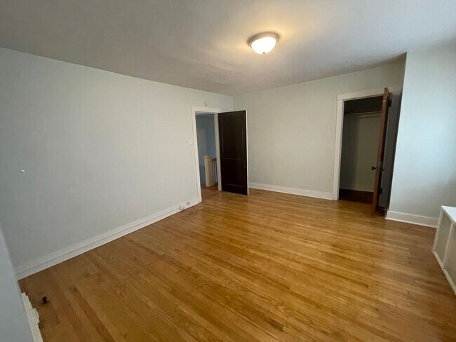 Building Photo - Charming Pittsburgh Retreat: 3-Bed Home with Hardwood Floors, Basement, and Private Porches