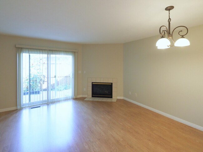 Open living room - 1233 Warrior Way