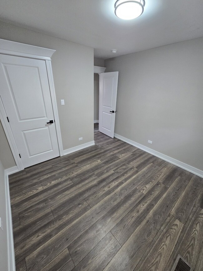 Building Photo - 6024 Birmingham St