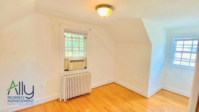 Building Photo - 500 Hanover St