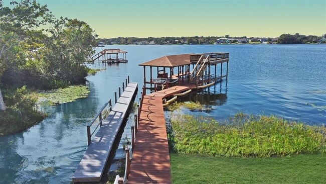 Building Photo - 112 Hillcrest Dr