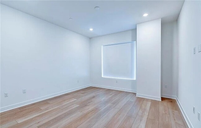 Building Photo - 1204 Rivington