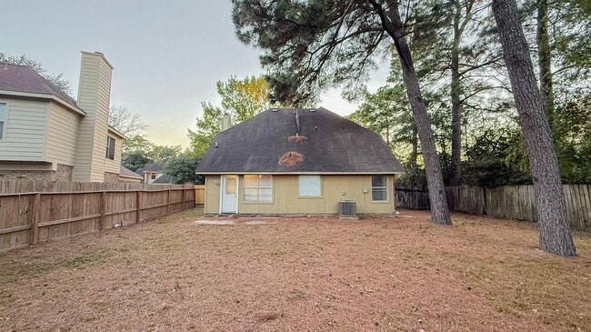 Building Photo - 17326 Harmony Hill Dr