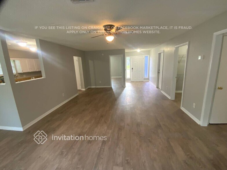 Building Photo - 8404 Boysenberry Ln W