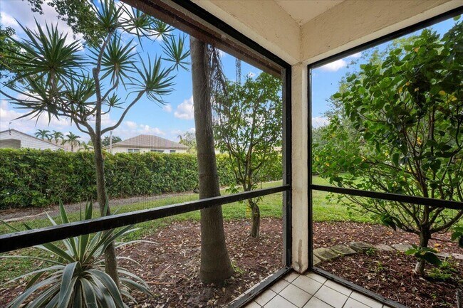 Building Photo - 12660 Shoreline Dr