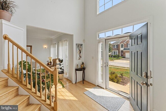 Building Photo - 7887 Cranford Farm Cir