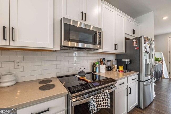 Building Photo - 313 Skylar Way SE