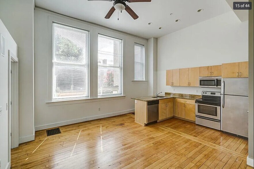 Building Photo - 141 E Wythe St