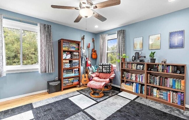 Building Photo - 741 10th St