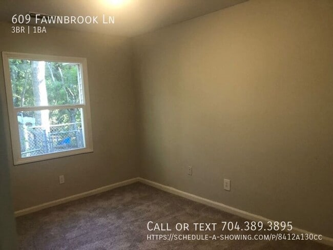 Building Photo - 609 Fawnbrook Ln