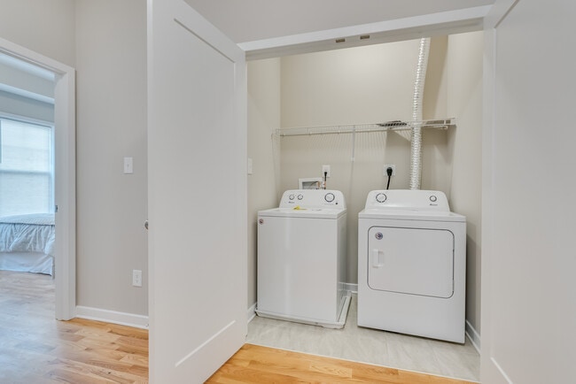 Building Photo - 53 Foal Ln