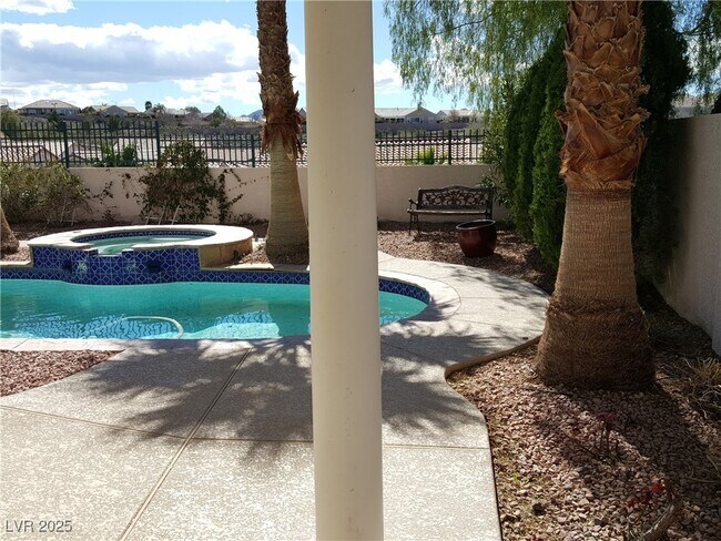 Building Photo - 1589 Sabatini Dr