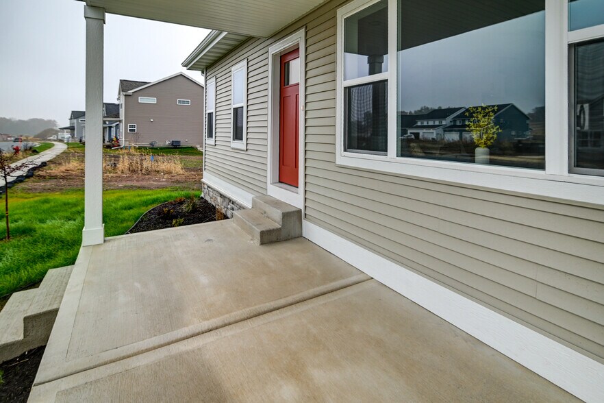 Building Photo - 4795 Lacy Rd