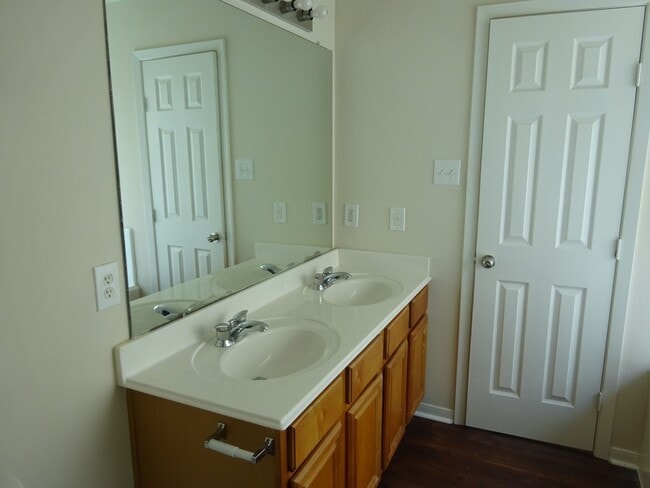 Building Photo - 21606 Haylee Way