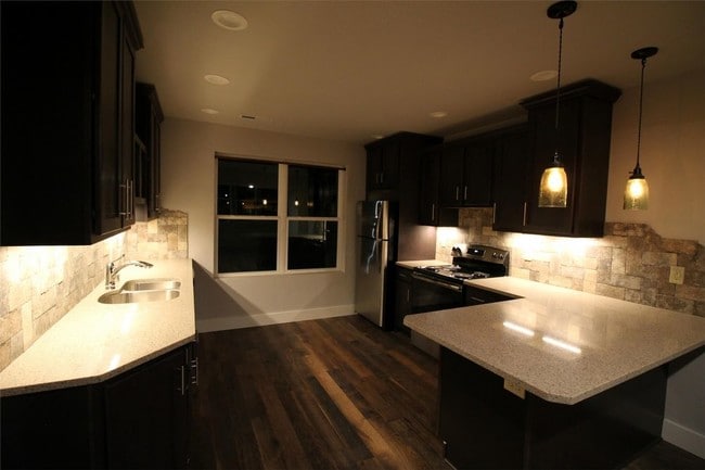 Building Photo - 109 N 2nd St