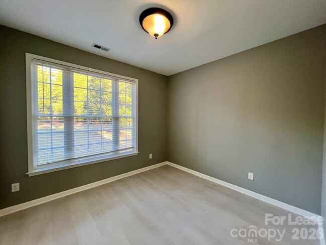 Building Photo - 185 McKendree Rd