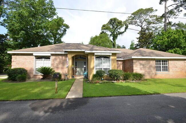 Primary Photo - "Spacious 4-Bedroom Gem with 2 Full Baths ...