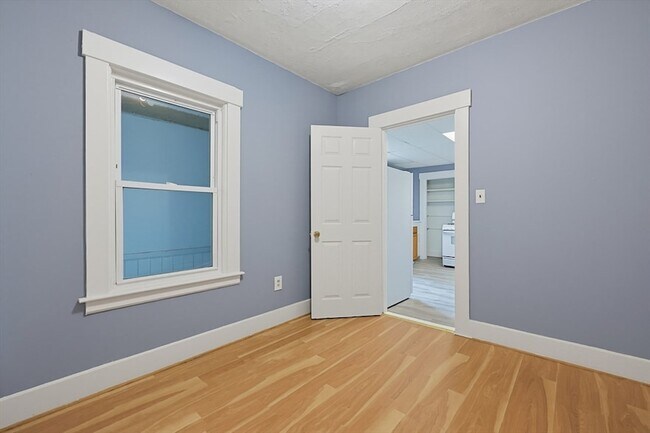 Building Photo - 12R Granite Street Unit 3