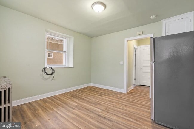 Building Photo - 112 E Township Line Rd