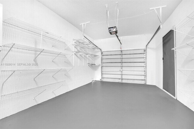 Building Photo - 1491 Sorrento Dr